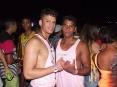 Oktober 10 Anos